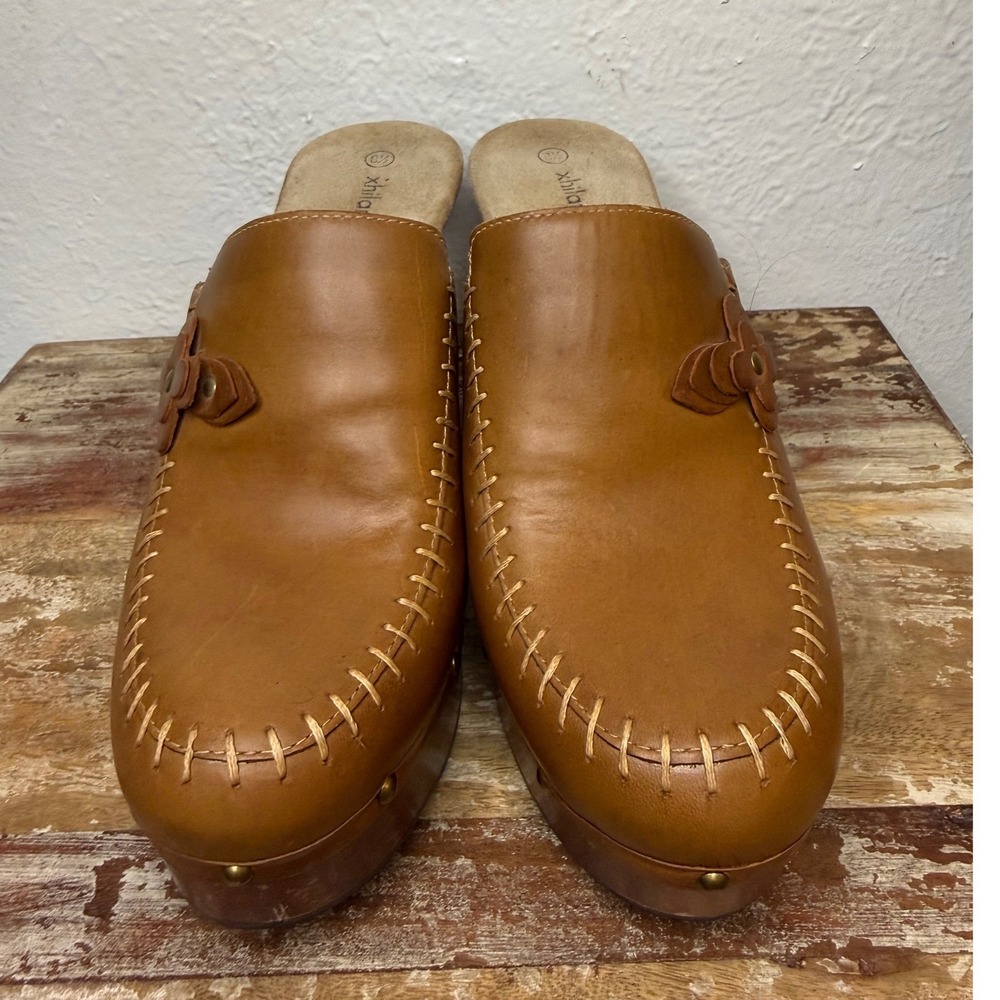 Vintage Xhilaration Women's 8.5 Clogs Brown‎ Leather Floral Chunky 90s Y2K - Picture 2 of 9